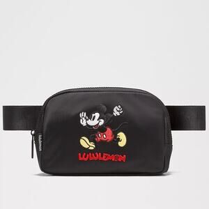 Disney x Lululemon Mickey in Motion Everywhere Belt Bag 1L Black NEW/NWT!!